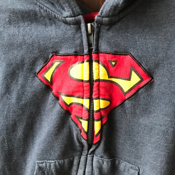 SOLD // Superman zip-up hoodie with cape 4/5 - Picture 2 of 5